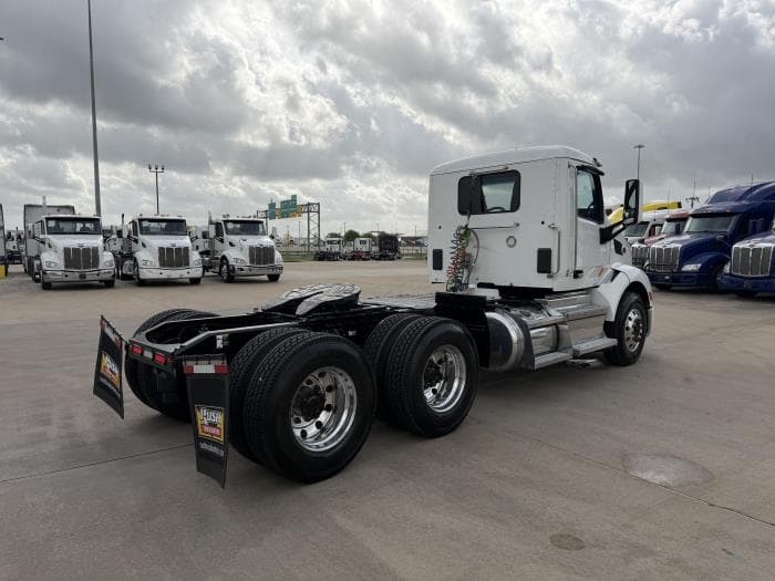 2019 Peterbilt 579 — photo 6