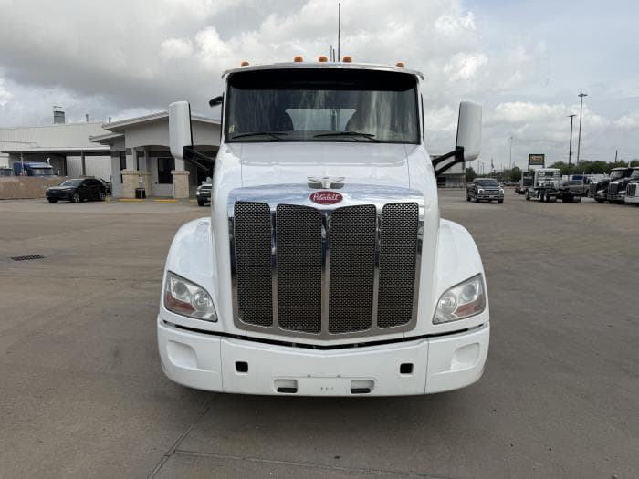 2019 Peterbilt 579 — photo 9
