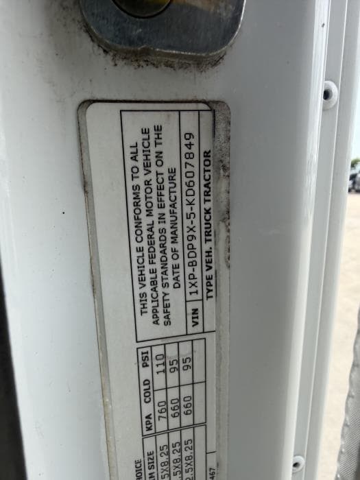 2019 Peterbilt 579 — photo 28