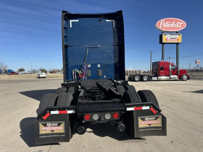 2020 Kenworth T680 — photo 6