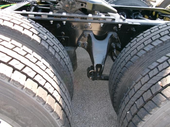 2026 International LT — photo 8