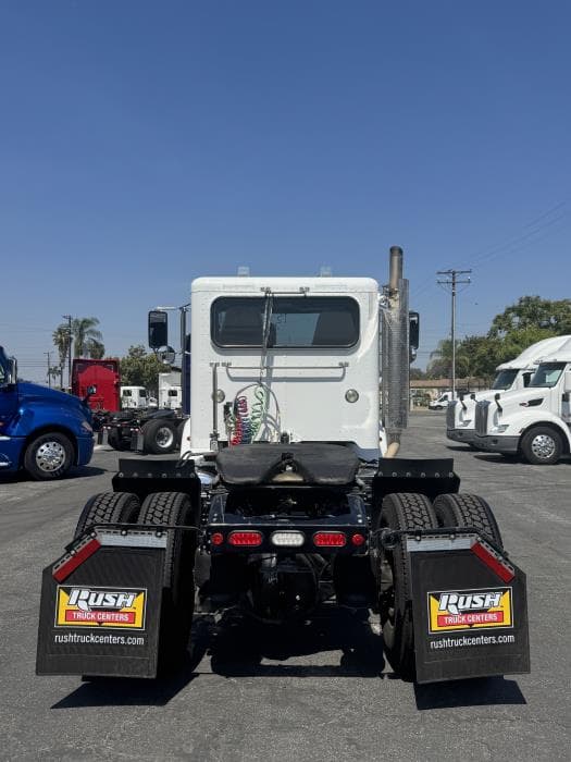 2020 Peterbilt 348 — photo 7