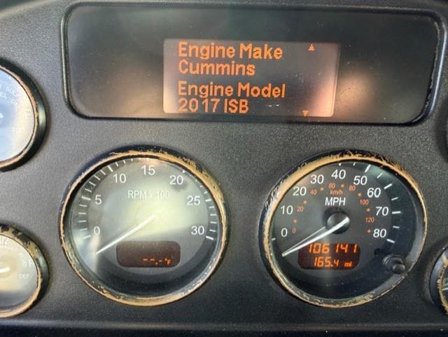 2020 Peterbilt 337 — photo 10