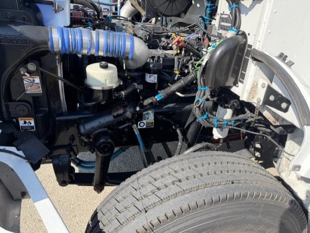 2020 Peterbilt 337 — photo 16