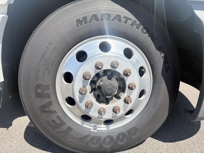 2020 International LT — photo 23