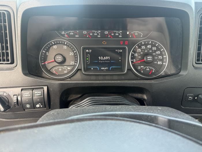 2021 International LT — photo 17