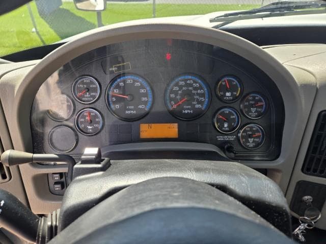 2019 International 4300 — photo 13