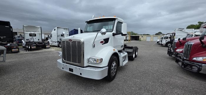 2023 Peterbilt 567 — photo 2