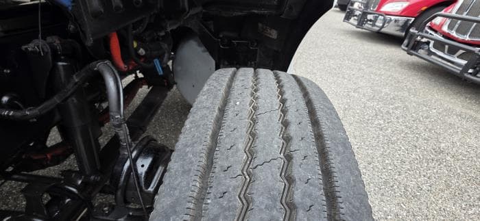 2023 Peterbilt 567 — photo 23