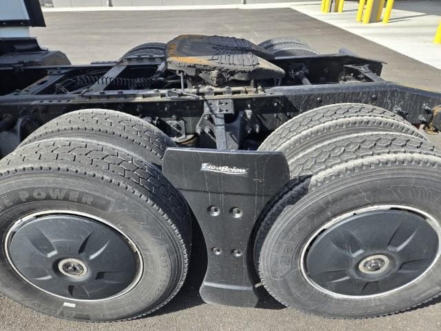 2022 International LT — photo 22