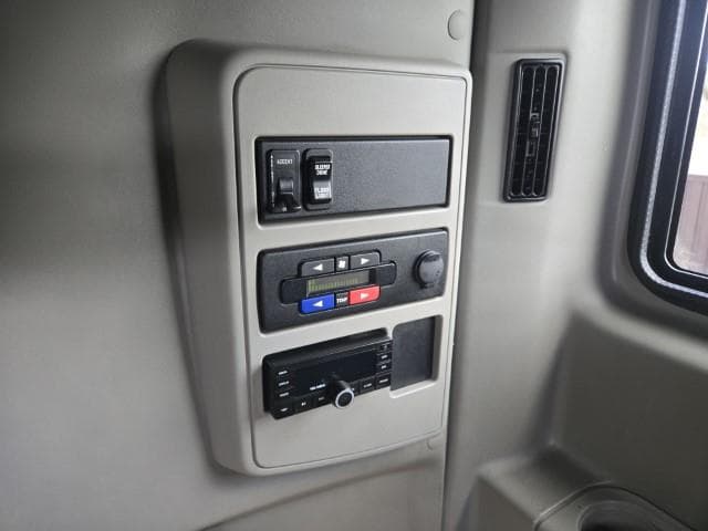 2022 International LT — photo 19