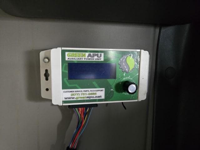 2022 International LT — photo 18