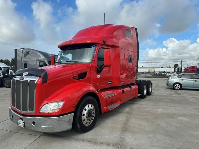 2020 Peterbilt 579 — photo 7