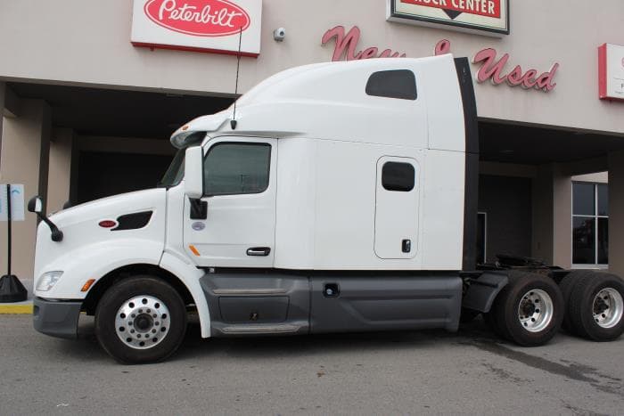 2020 Peterbilt 579 — photo 4