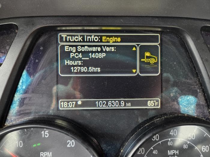 2016 Peterbilt 579 — photo 9
