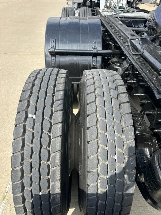 2021 Peterbilt 567 — photo 15