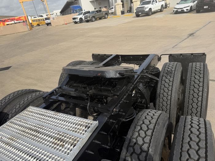 2020 Peterbilt 567 — photo 15