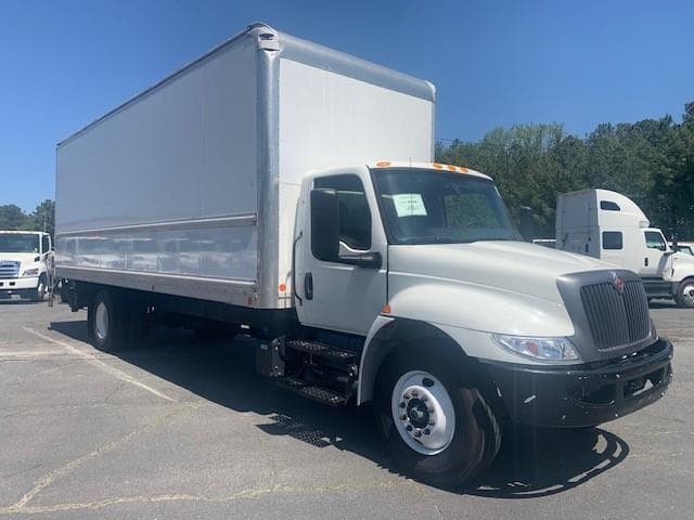 2022 International MV — photo 2