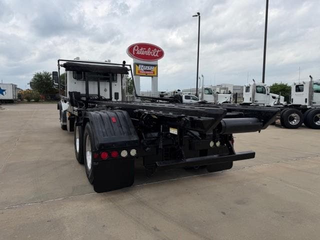 2019 Peterbilt 567 — photo 8