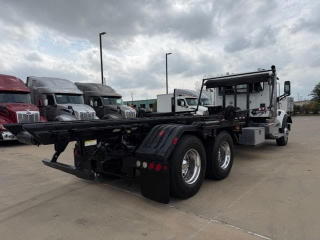 2019 Peterbilt 567 — photo 10