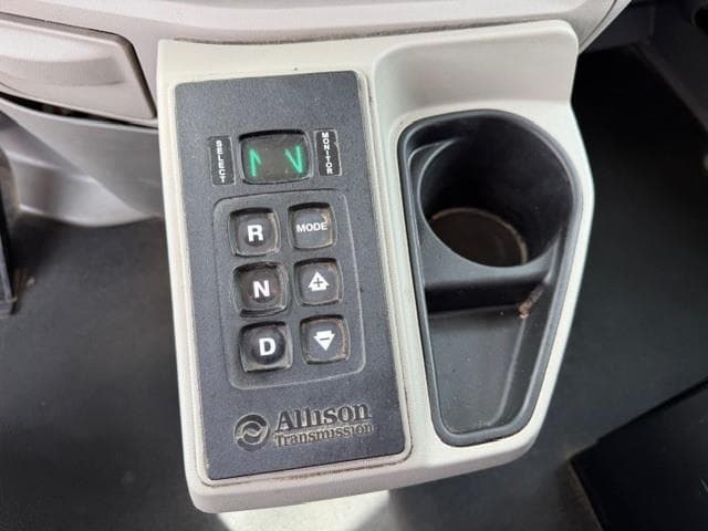 2019 Peterbilt 567 — photo 27