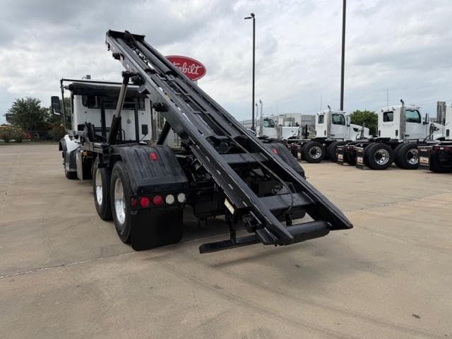 2019 Peterbilt 567 — photo 37