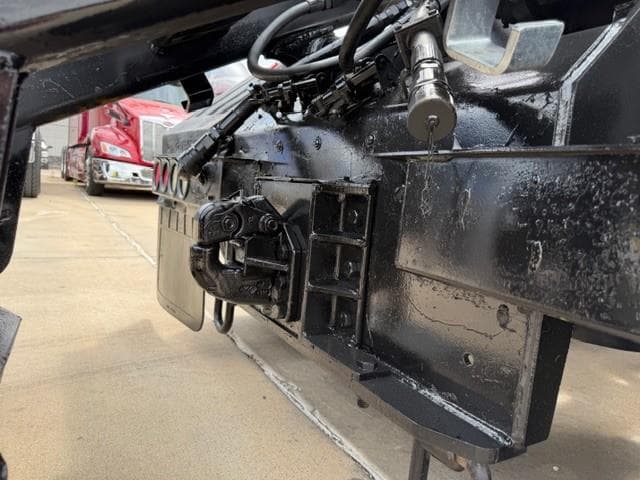 2019 Peterbilt 567 — photo 41