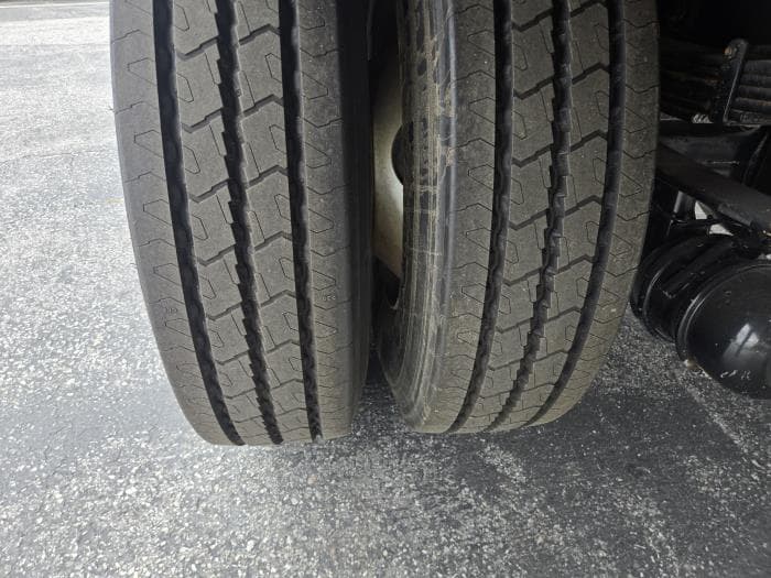 2019 International 4300 — photo 11