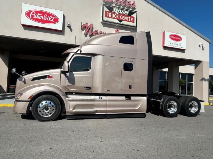 2026 Peterbilt 579 — photo 11