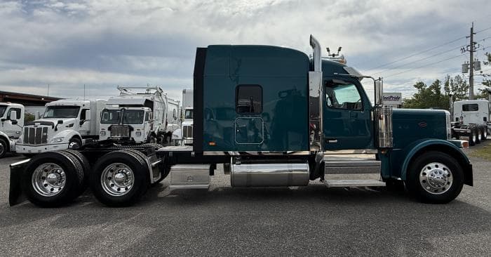 2027 Peterbilt 589 — photo 6