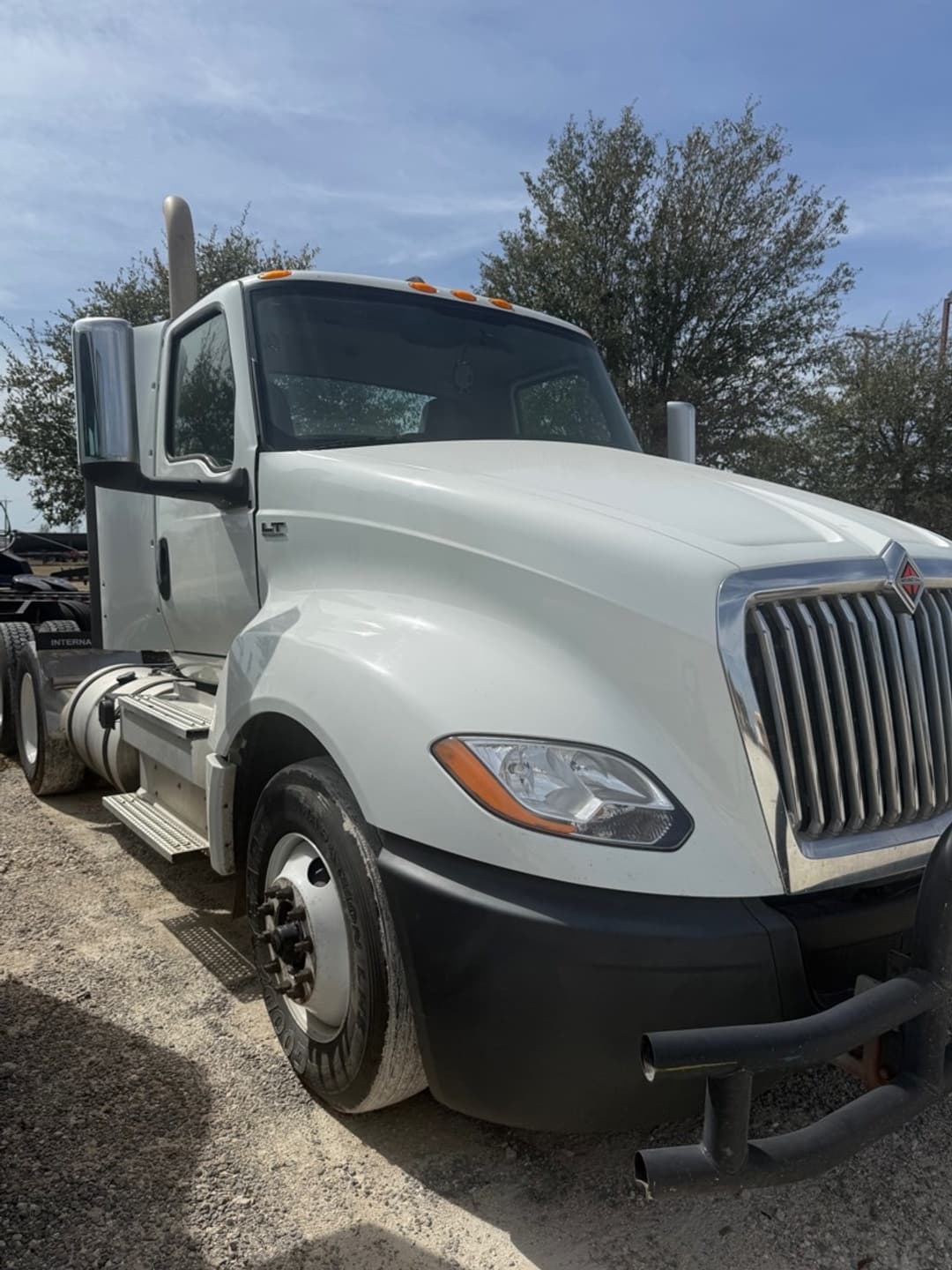 2021 International LT — photo 5