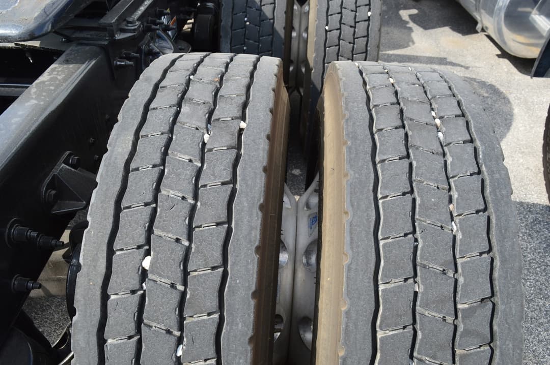 2019 Peterbilt 579 — photo 5