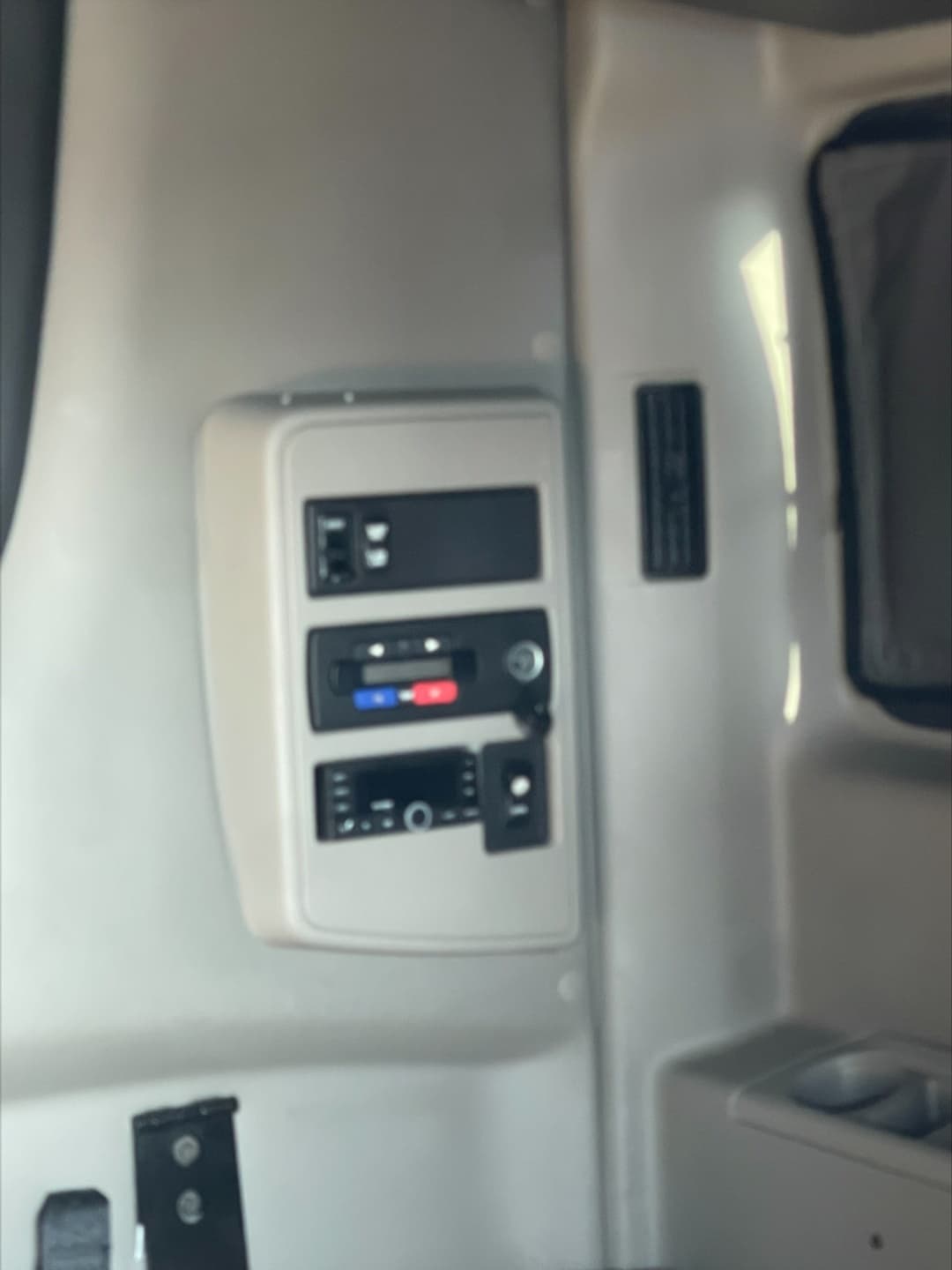 2022 International LT — photo 15