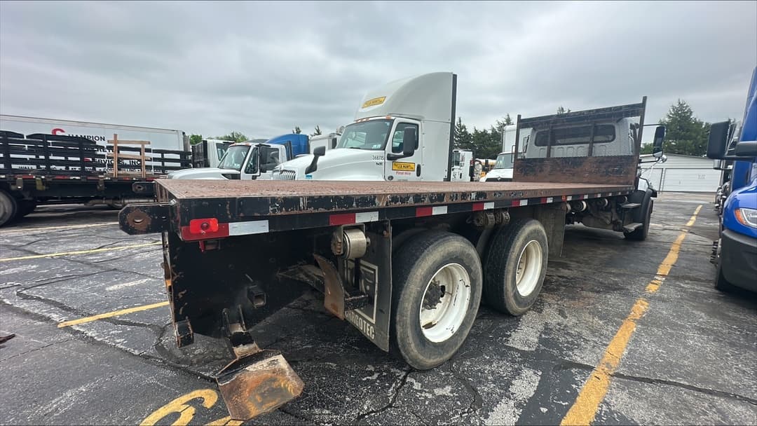 2014 Freightliner 114SD — photo 6