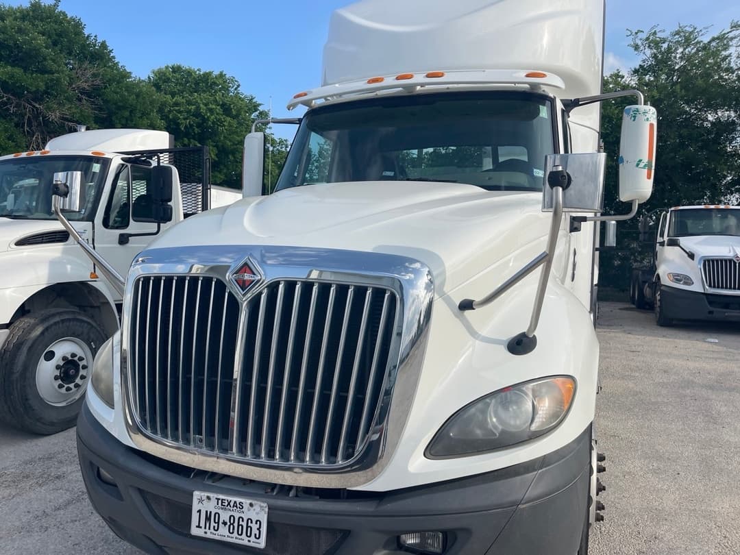 2017 International ProStar — photo 3