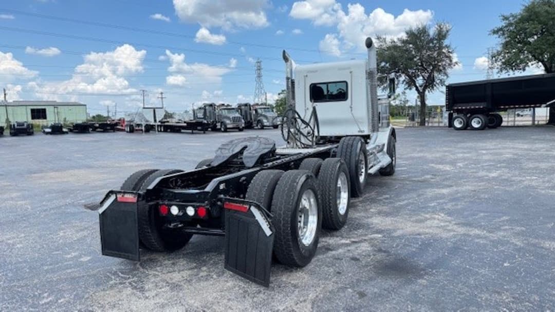 2018 Kenworth T800 — photo 6