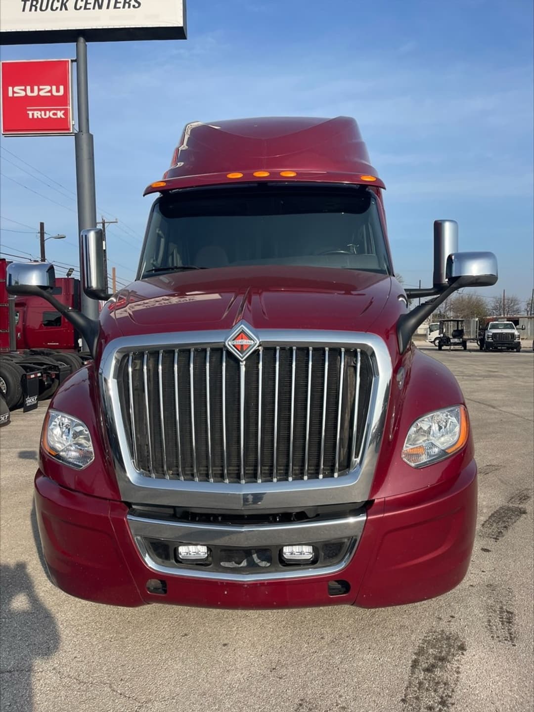 2022 International LT — photo 14