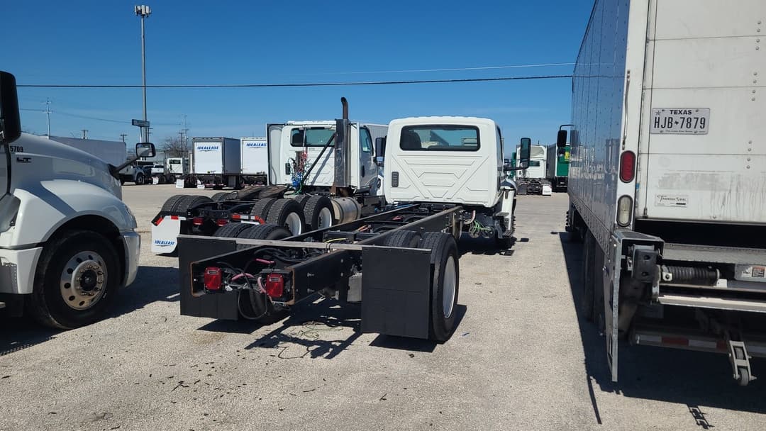 2021 International MV — photo 5