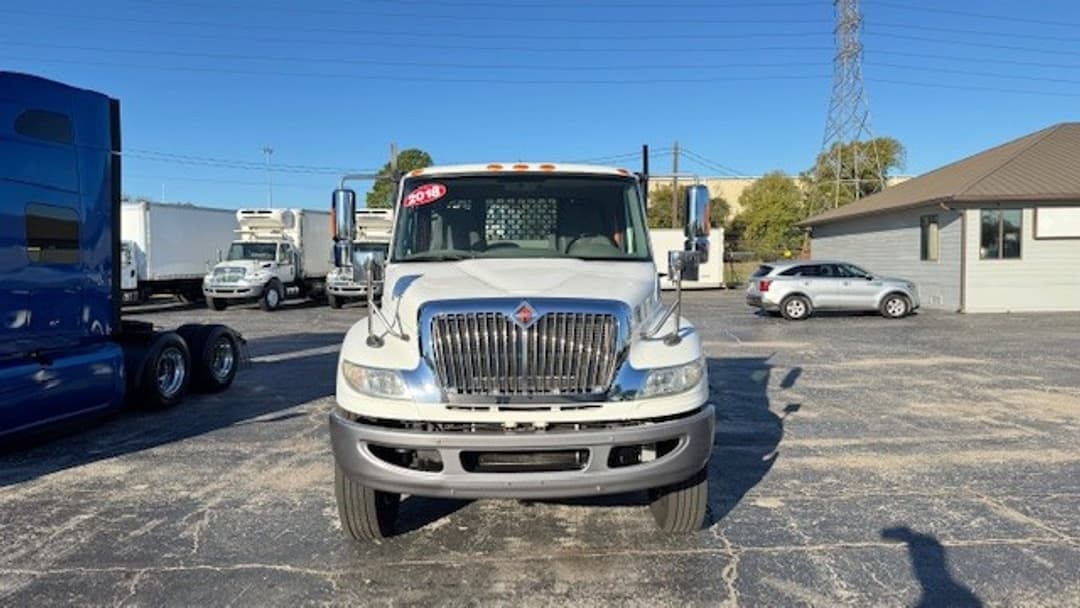 2018 International 4300 — photo 9
