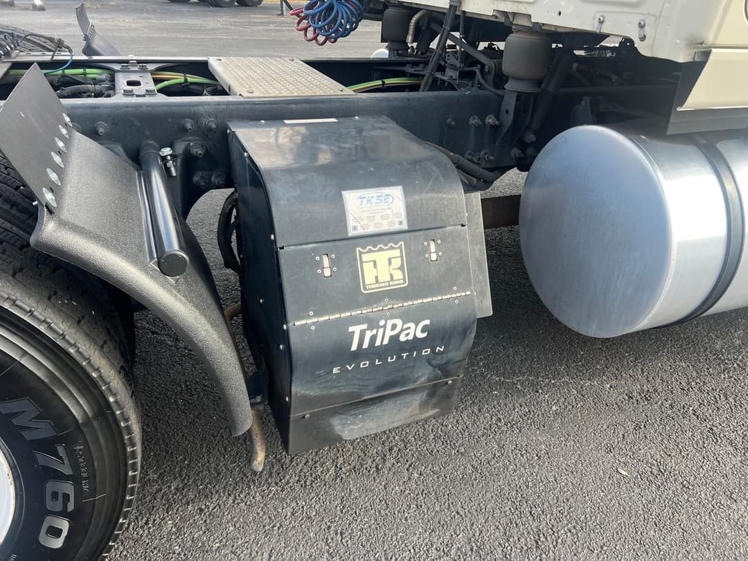 2022 International LT — photo 12