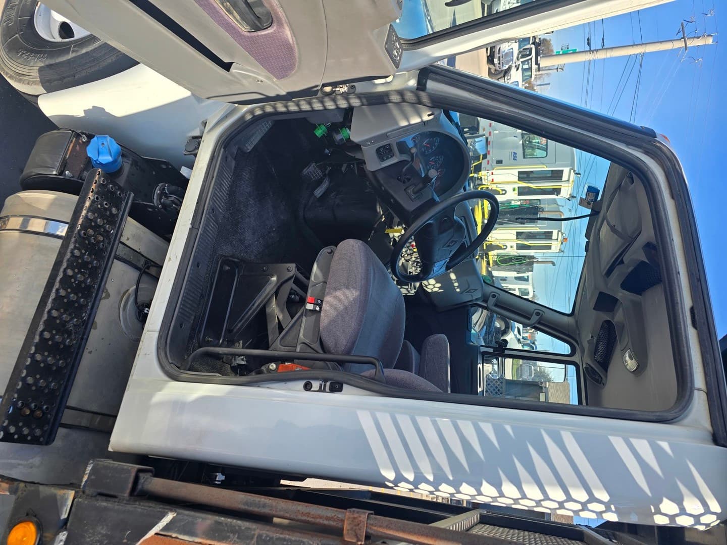 2019 International 4300 — photo 5