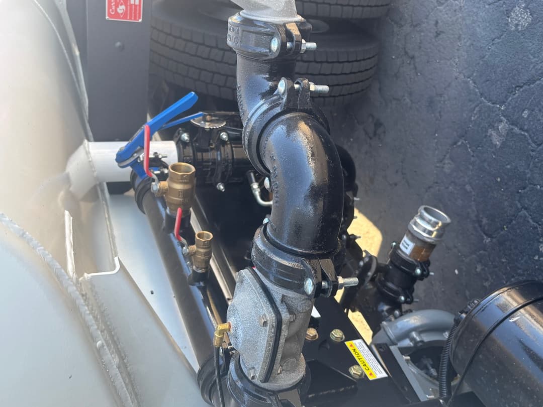 2025 International MV — photo 7