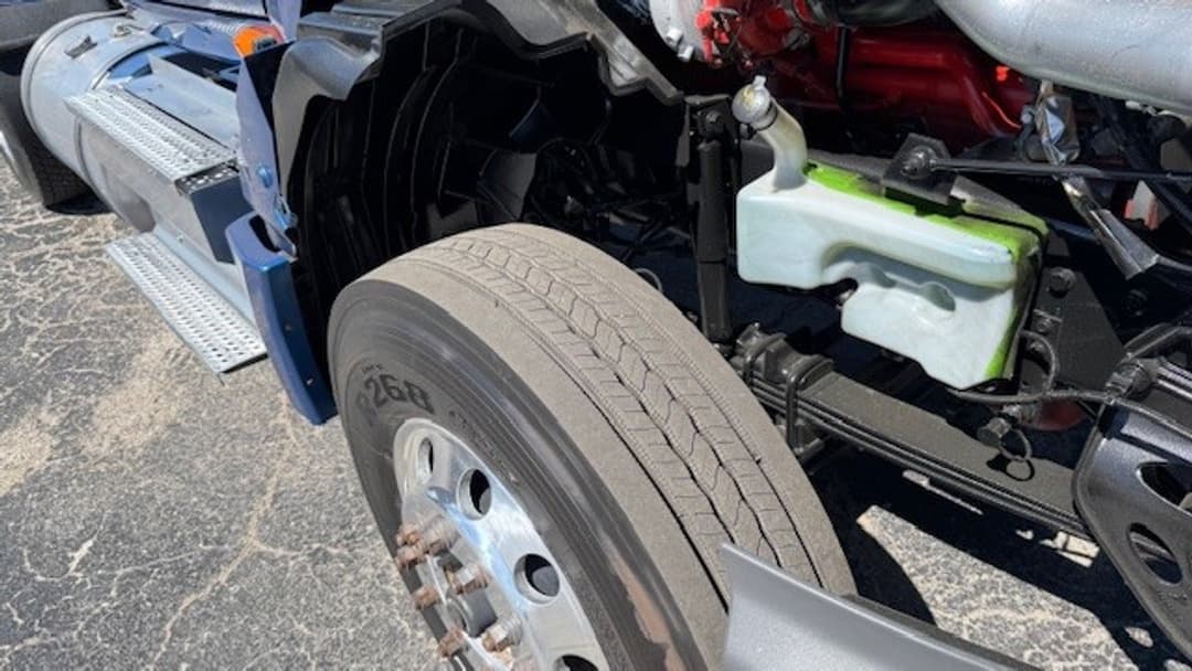 2018 International LT — photo 12