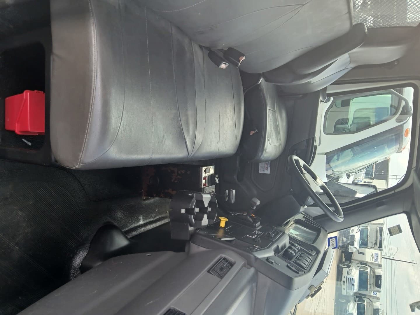 2022 International MV — photo 5