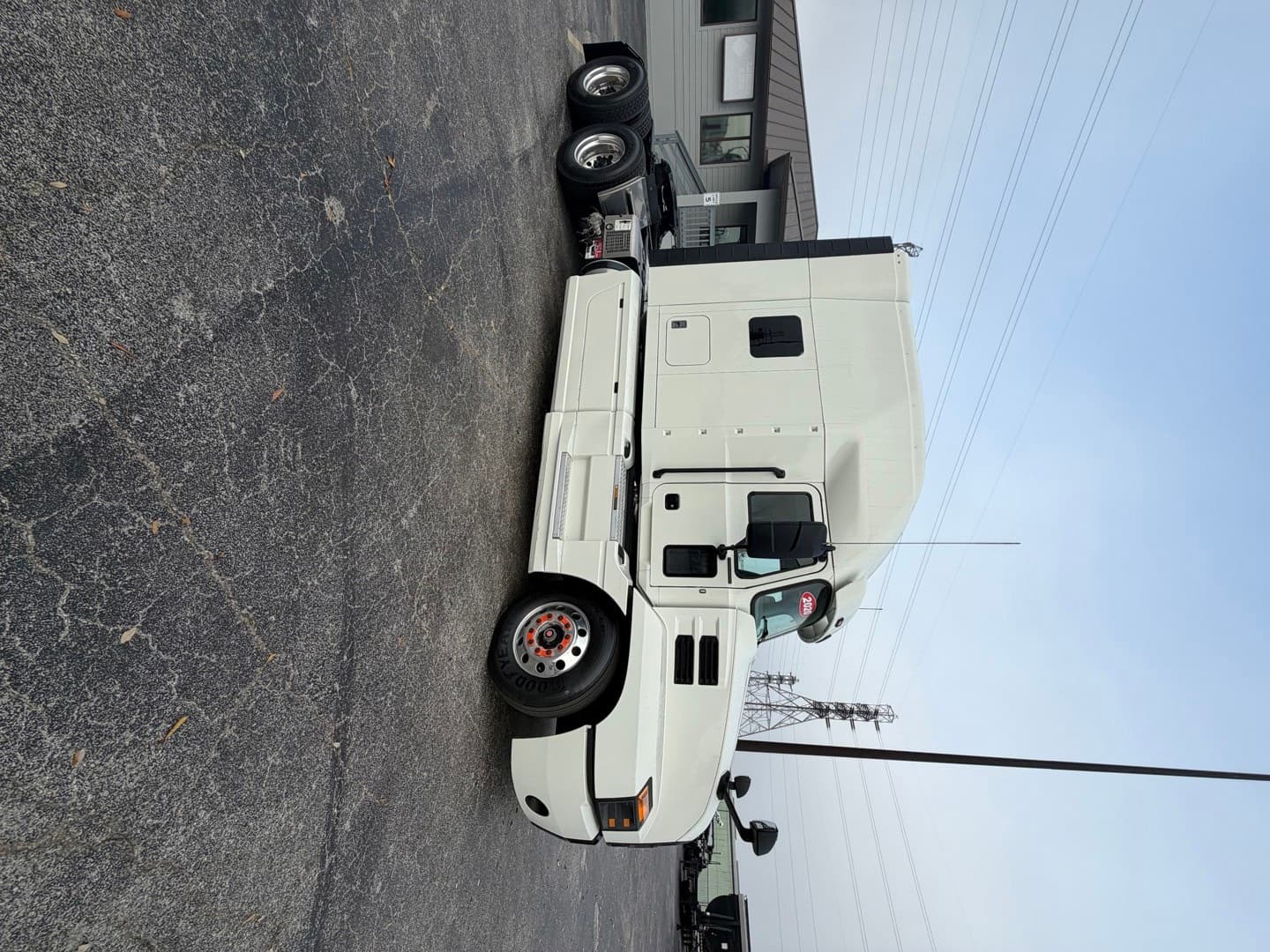 2020 Mack Anthem — photo 8