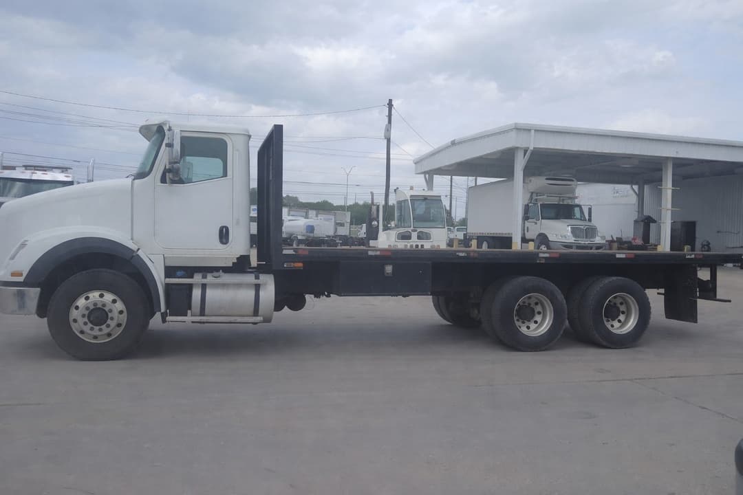 2021 International HX — photo 8