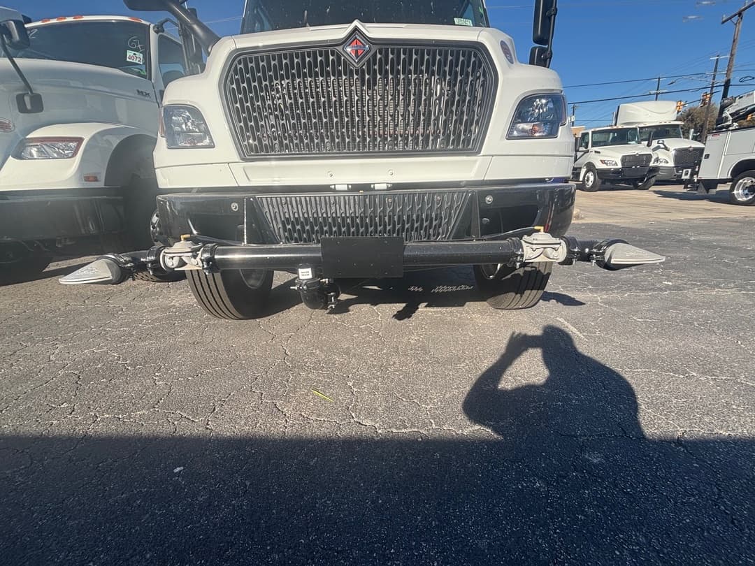 2025 International MV — photo 12