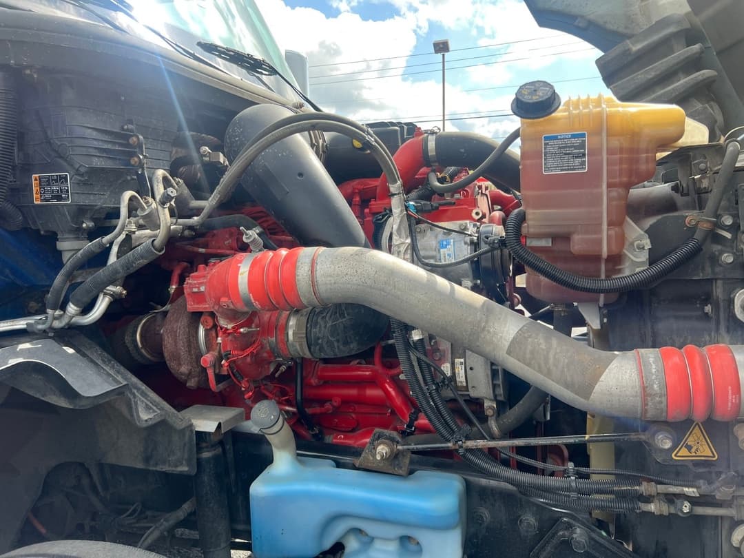2021 International LT — photo 11