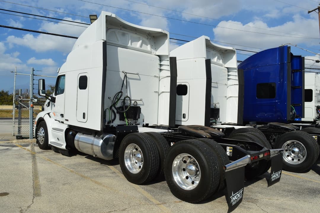 2019 Peterbilt 579 — photo 3