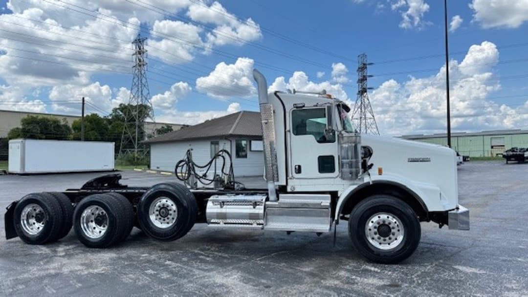 2018 Kenworth T800 — photo 3